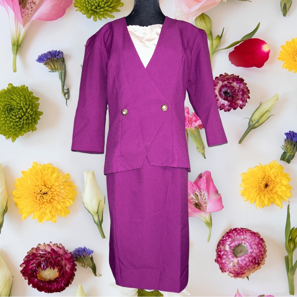 In cinq vintage two piece coordinated skirt set blazer jacket and skirt